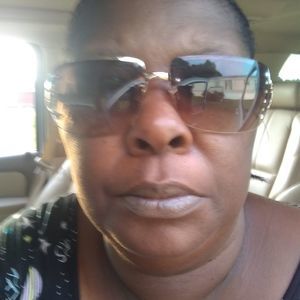 Meet your Posher, Sherrie